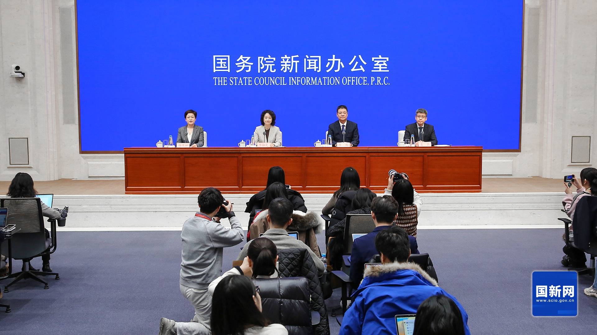 商务部：2024年我国消费市场总体保持平稳发展态势