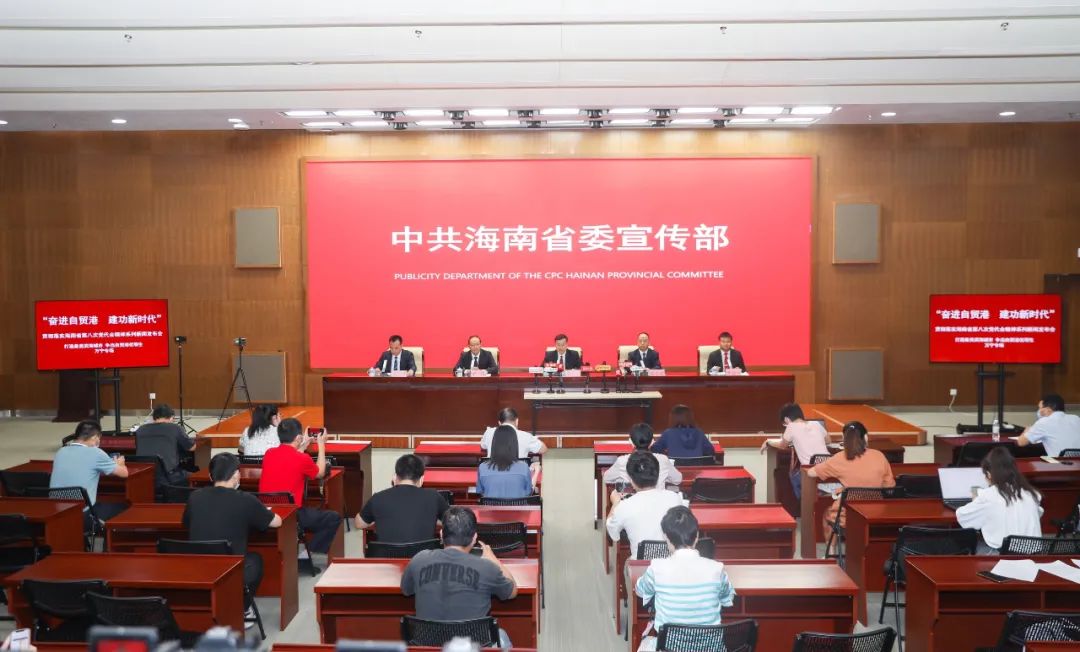 海南自贸港首单咖啡豆加工增值业务落地万宁