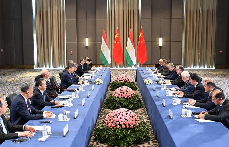 习近平会见塞内加尔总理松科