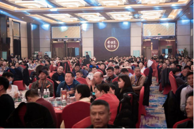 酒企高层密集调整 行业深度变革期谋求破局