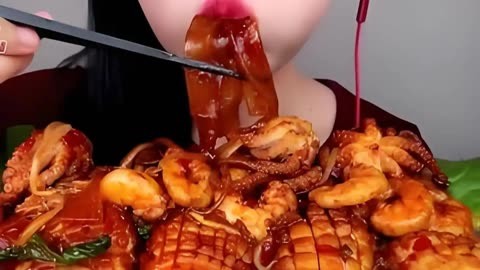 中消协倡议：反对食品浪费 抵制“大胃王”“吃辣王”等极端吃播