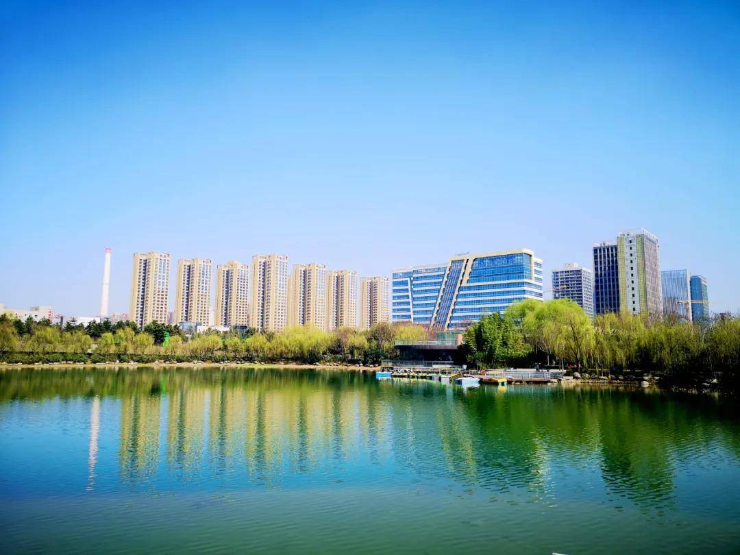 技术突破与股东回馈双发力 深市通信企业展现强劲发展动能