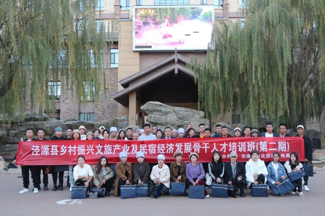 经济政策一线微观察｜渔船变民宿 荒滩成景区——山东日照海洋文旅产业绘新景