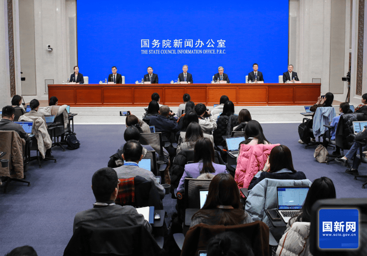 商务部：将出台若干政策措施促进服务出口和消费