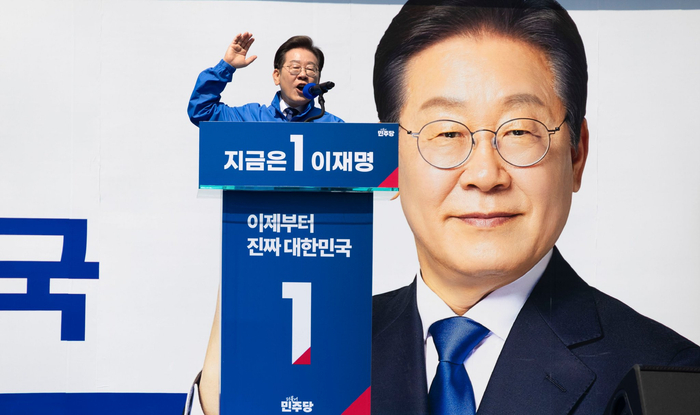 韩国总统：美方投资要求或引发韩国经济陷入危机