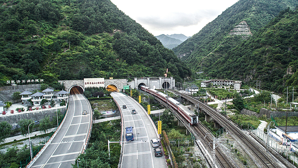 中国铁建:以“数智铁建”重塑科技创新体系
