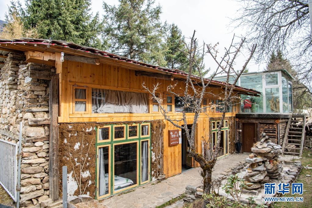 谱写传统与现代交融的华彩乐章——智库报告解析西藏的乡村发展与文化传承