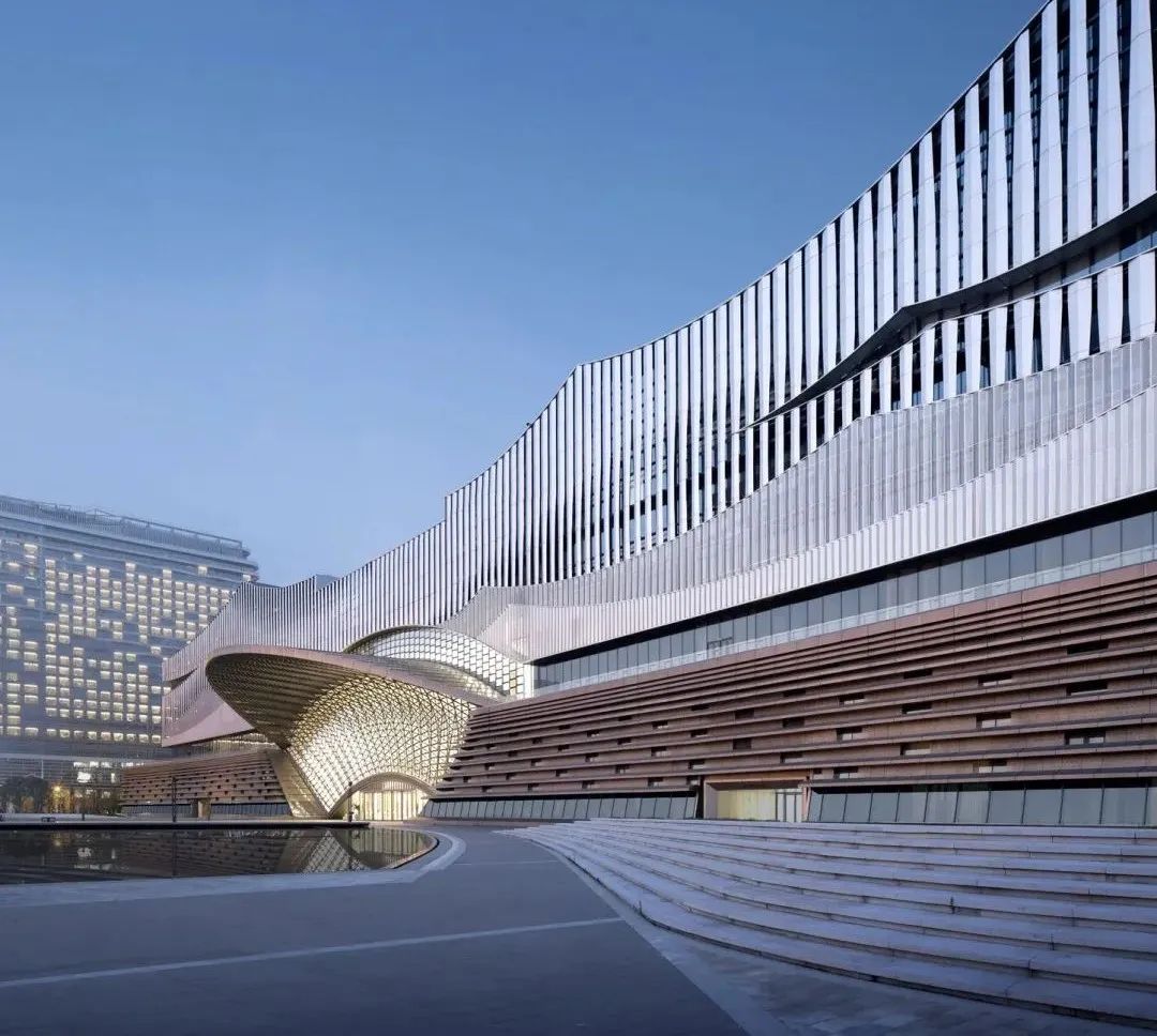 宁波航运金融破局:千亿资本叩响民企船东之门