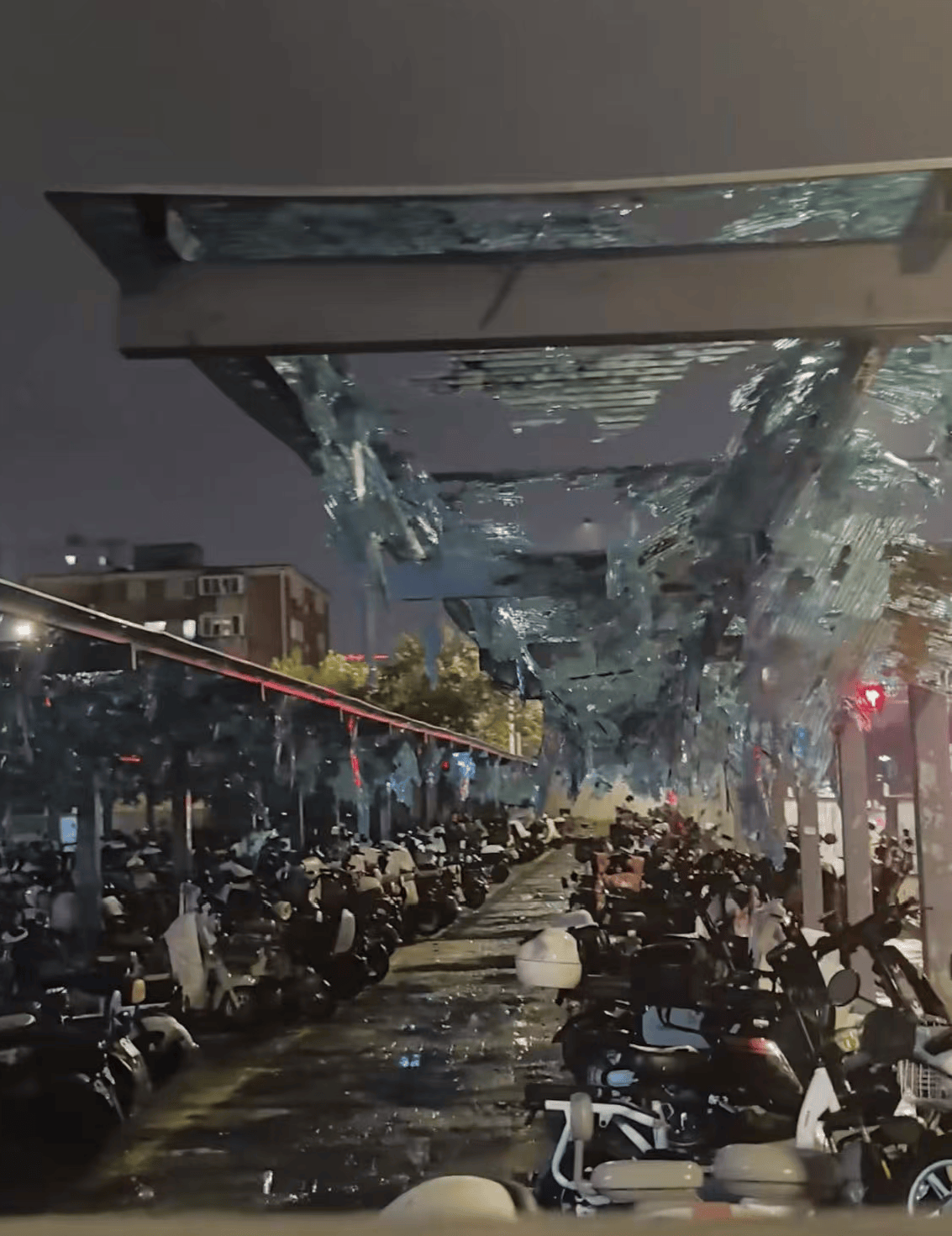 北京保险业积极应对北京9月冰雹灾害:已受理车险报案4.89万件、估损金额4.09亿元