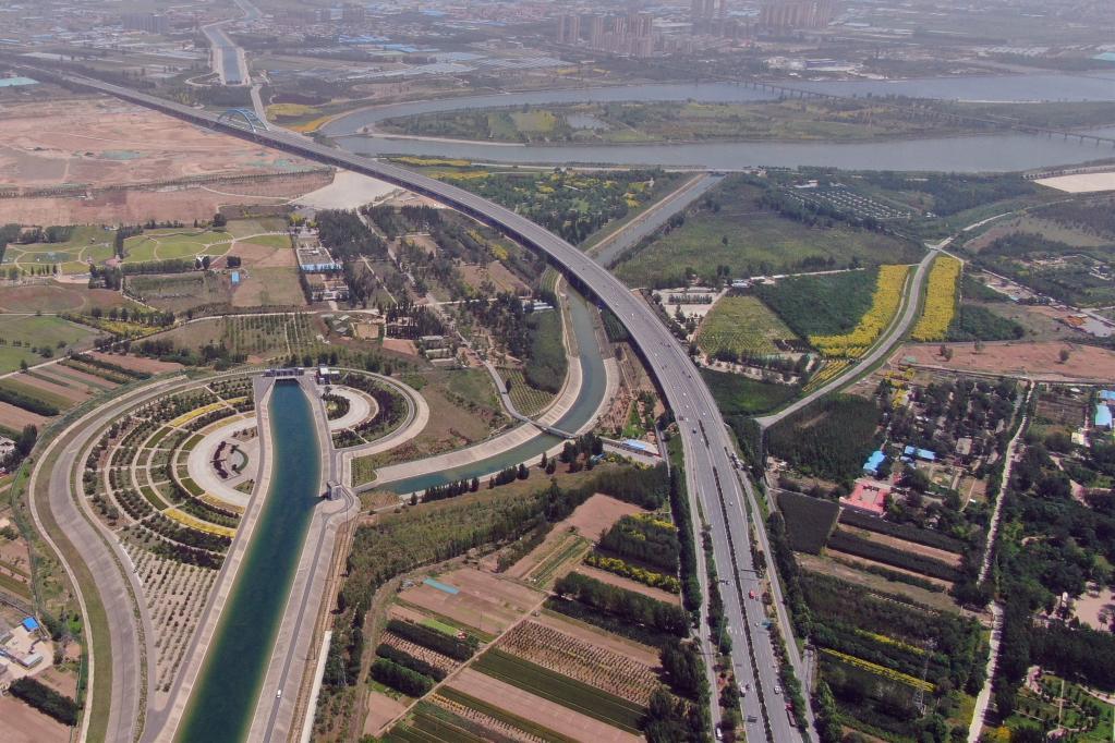 新华社评论员:更好统筹发展和安全两件大事——七论学习贯彻党的二十届四中全会精神