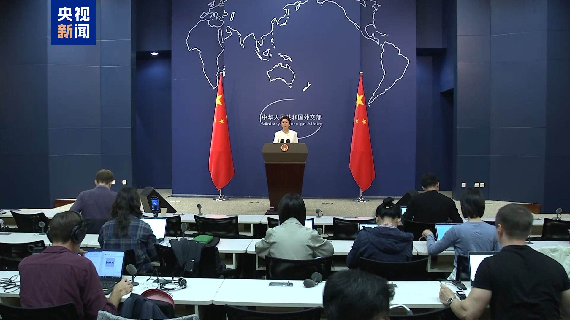 习近平在亚太经合组织第三十二次领导人非正式会议第二阶段会议上的讲话(全文)