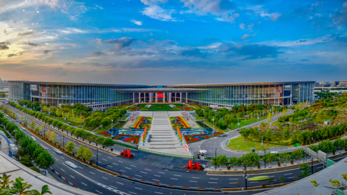 第八届进博会|上海浦东三大先导产业集聚度进一步提升