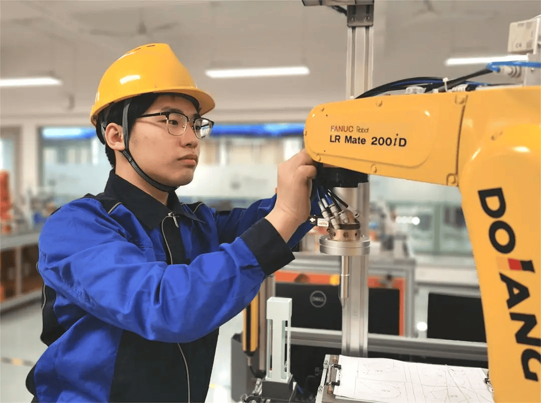 中银协：2024年客服中心与远程银行智能技术综合使用率提升至93%