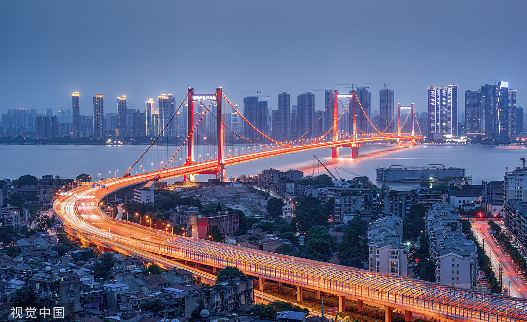 低调换名难掩规模崇拜 资产荒促银行抢跑2026年“开门红”