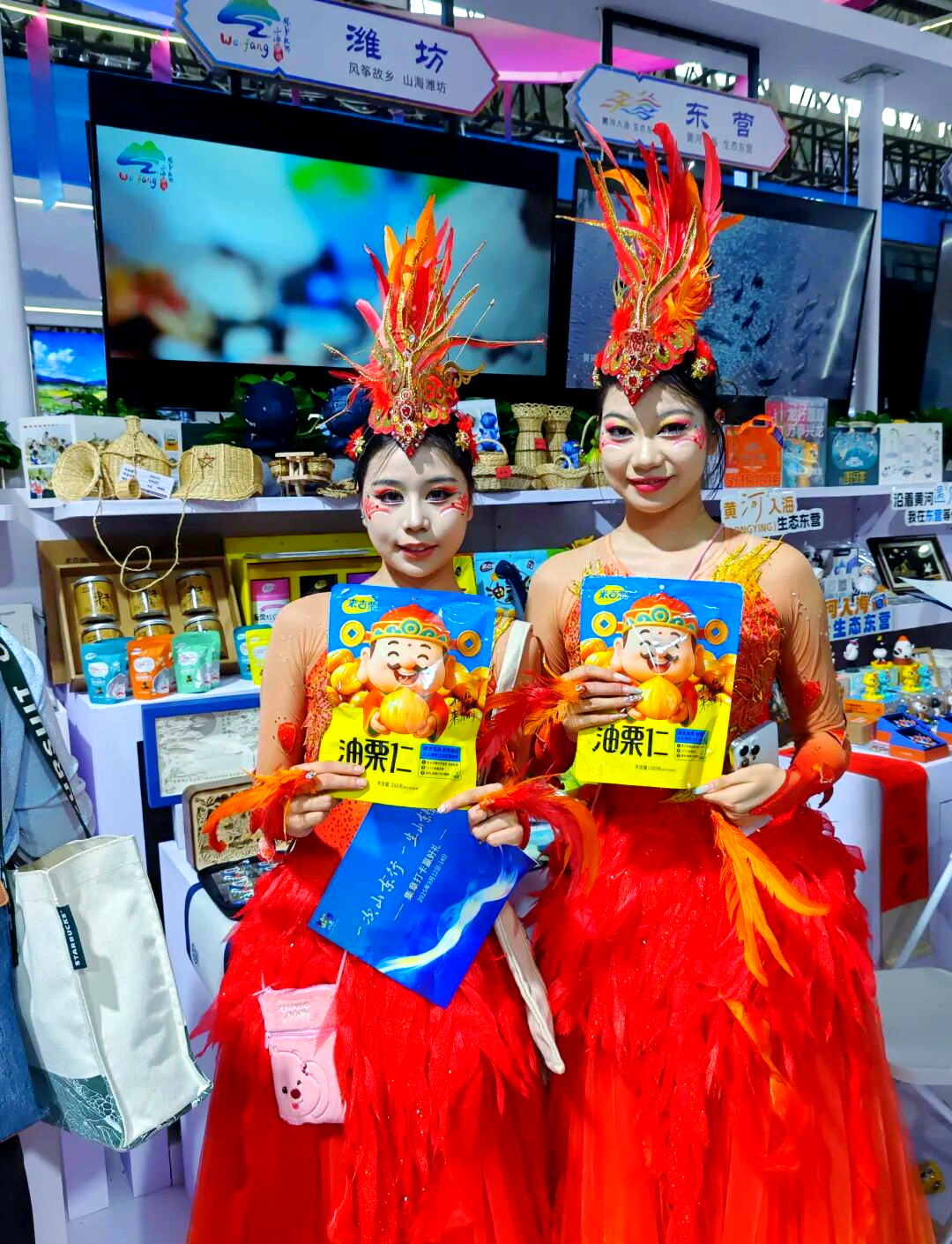 线上线下协同 文创上市公司发力展会经济