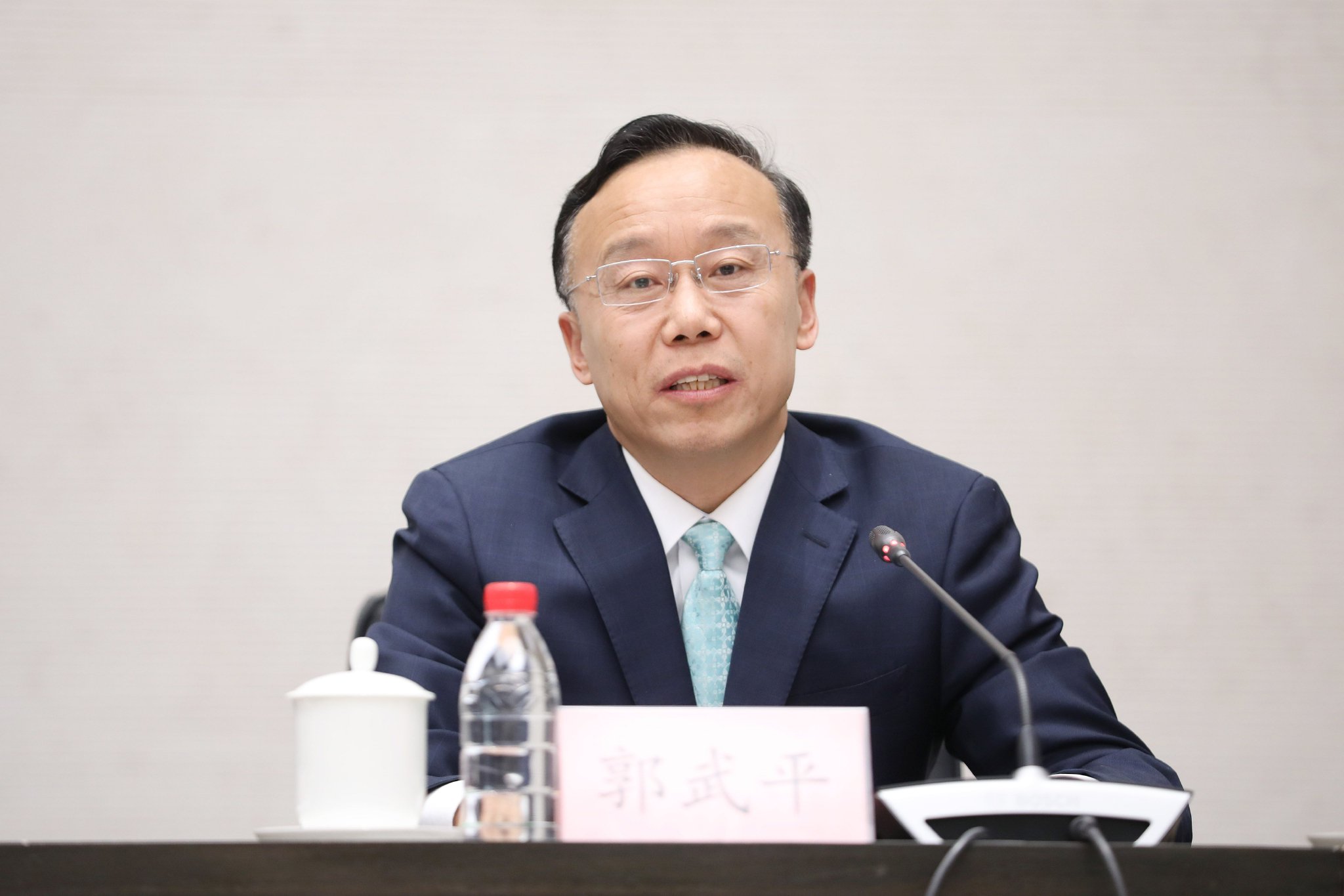 央行等八部门联合出台金融专项政策 支持加快西部陆海新通道建设