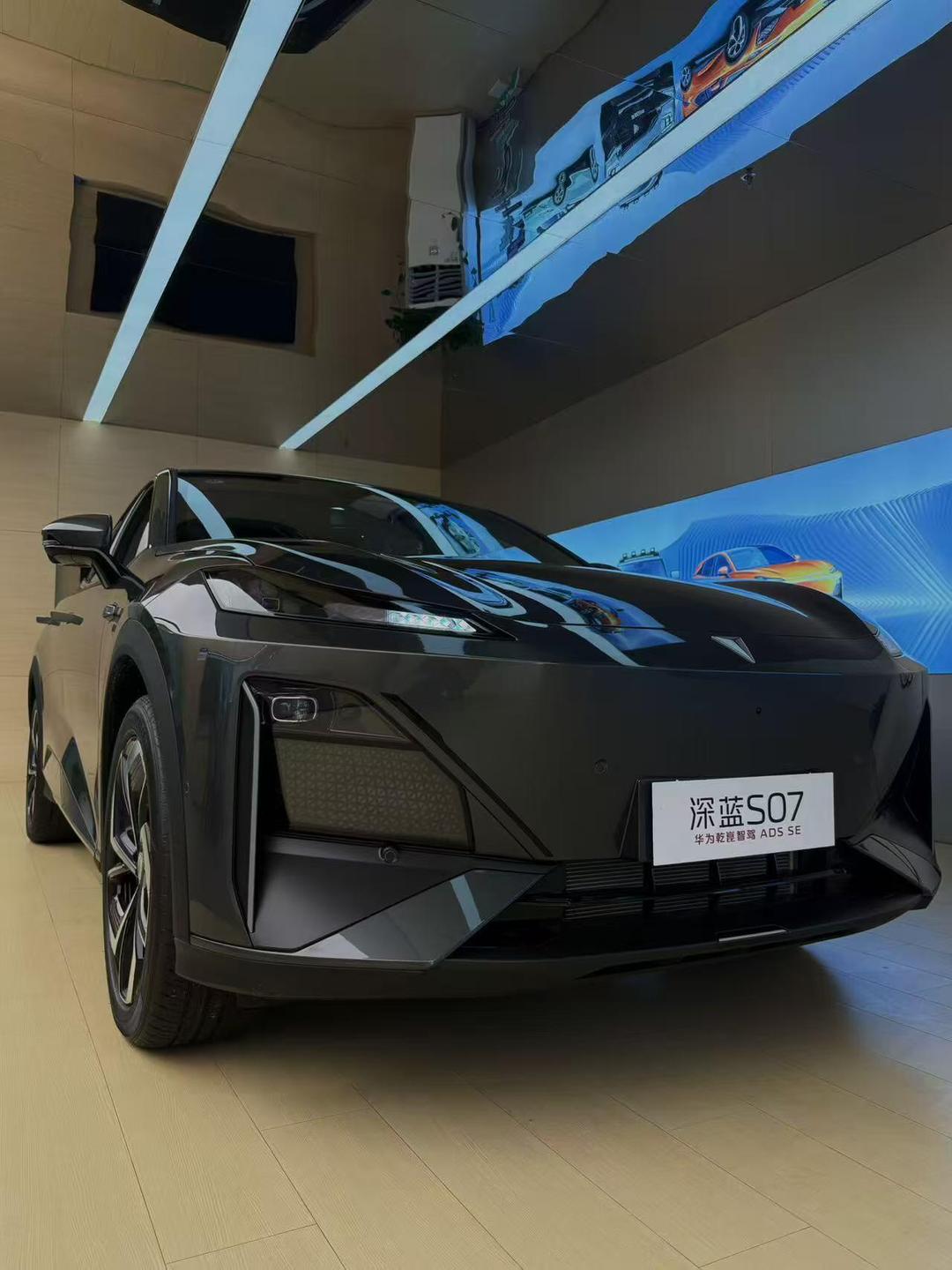 极狐首批车主碳护照颁发 北汽新能源引领低碳出行新实践