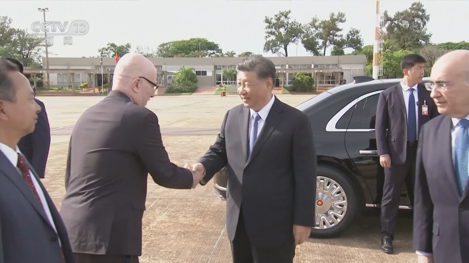 习近平向第39届非洲联盟峰会致贺电