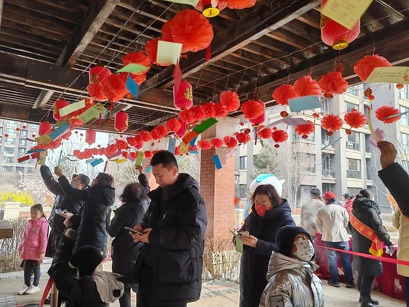 灯火映团圆 奋斗写担当——走近春节假期一线坚守者