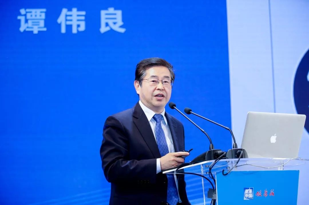 全国人大代表、老百姓大药房董事长谢子龙:优化服务供给 助力建设健康中国