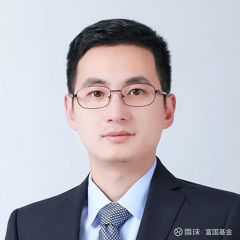 年内多只绩优基金调整基金经理；李德辉最新发声