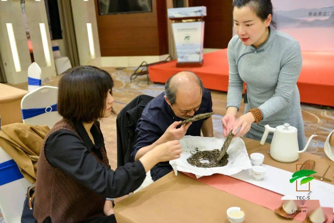 瑞达期货:公司副总经理徐志谋辞职 将继续担任瑞达基金董事长