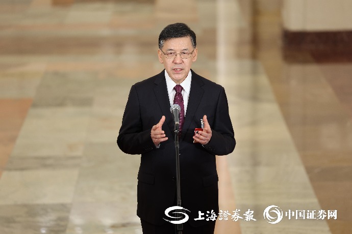 高层论坛2026丨工业和信息化部部长李乐成：引导各地因地制宜、错位发展未来产业